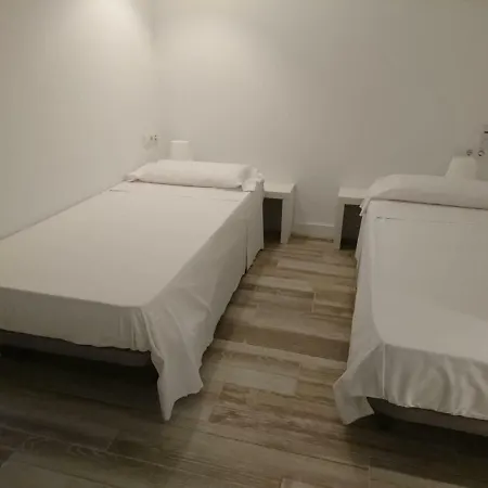 Nwt Station Apartment Valencia